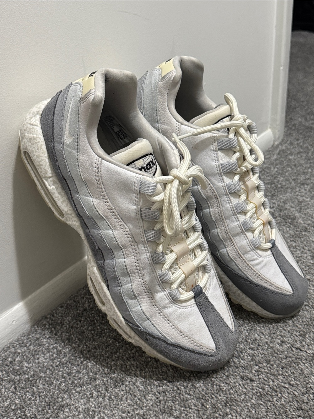 Nike Air Max 95 Premium Light Bone GID Glow Skull Skeleton Men's Size 11